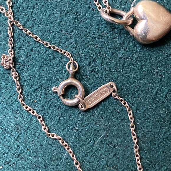 Tiffany & Company Blue enamel Puffed heart Key necklace. Retired - Picture 4 of 6